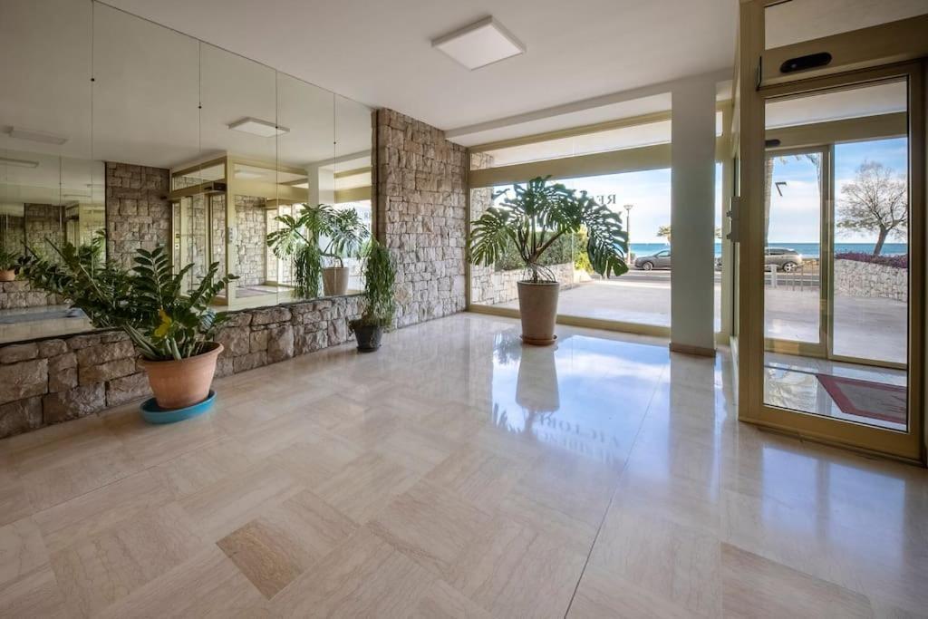06B - Beautiful 2 Rooms With Terrace Sea View Roquebrune-Cap-Martin Eksteriør billede